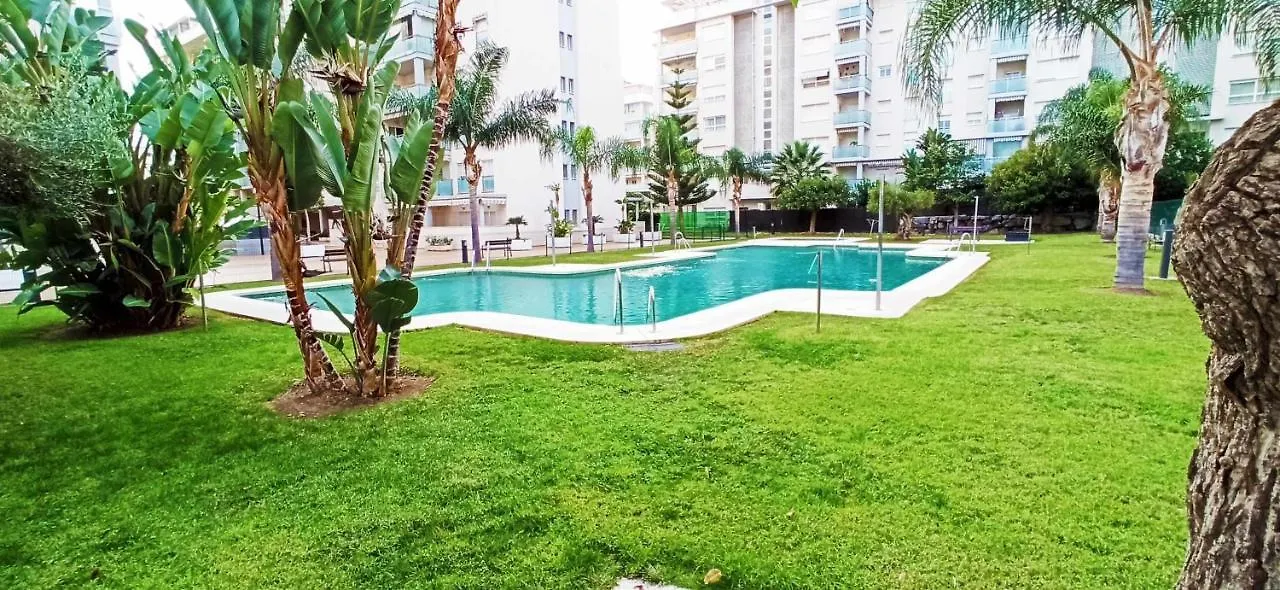 Urbanización con Piscina y Parking en la Playa Apartamento Rincón de la Victoria